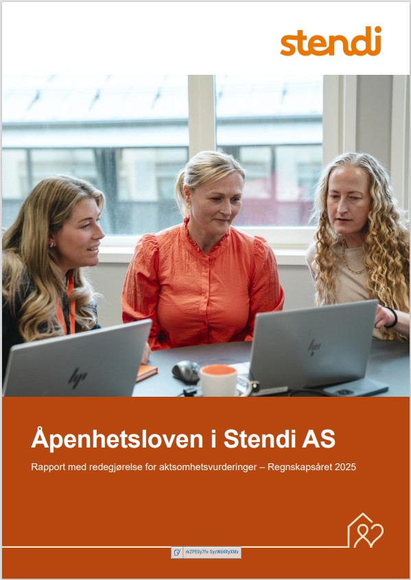 Forside av dokumentet Åpenhetsloven - tre kvinner ved en pc