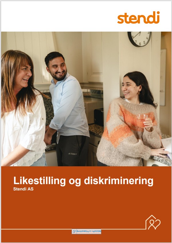 Forside med bilde av to kvinner og en mann på et kjøkken